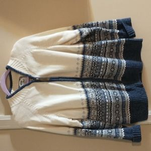 Women's sweater